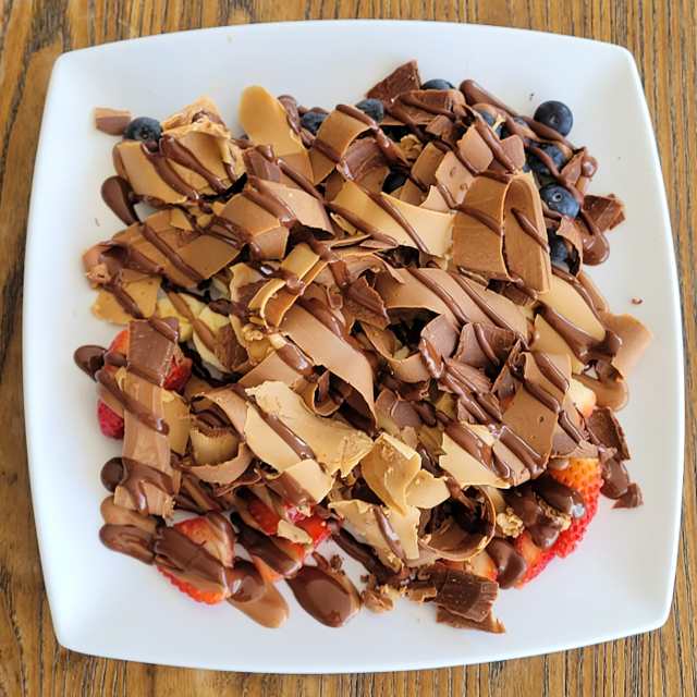 Shawarma Fruit Plate.