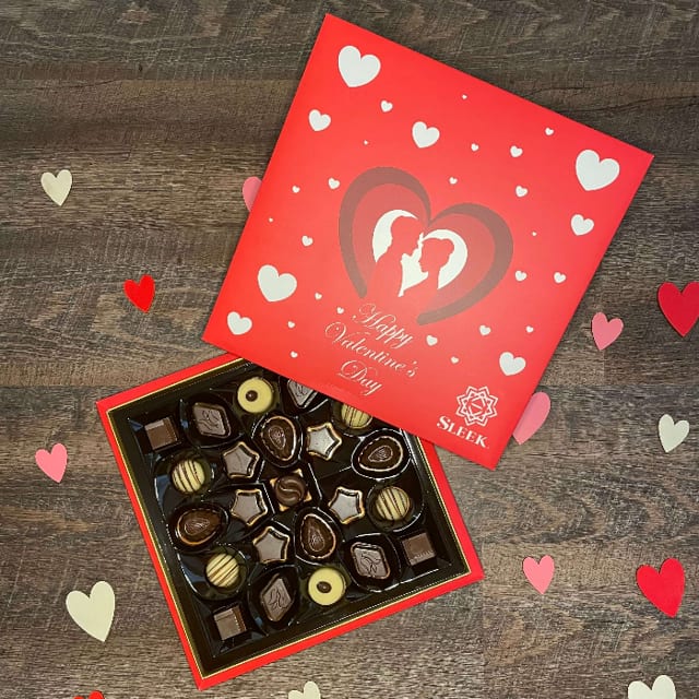 Valentine's Box - Red & White.