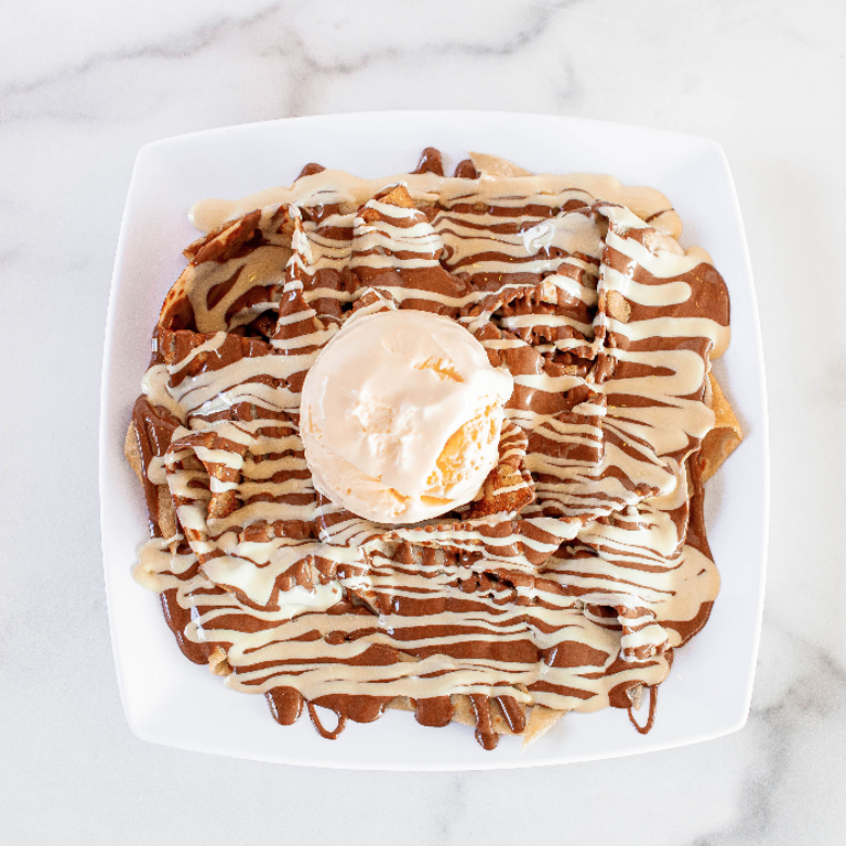 Delicious Ice Cream Treats and Sundaes